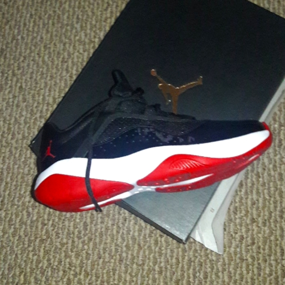 Jordan 11